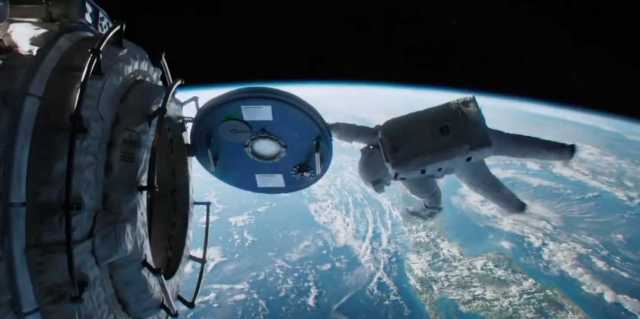 Clinging on for dear life in 'Gravity'