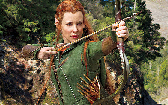 Tauriel (Evangeline Lilly) aims at Legolas' heart