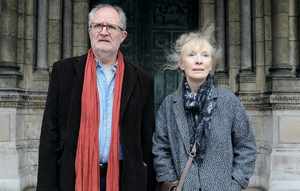 Jim Broadbent and Lindsay Duncan do Paris in 'Le Week-End'