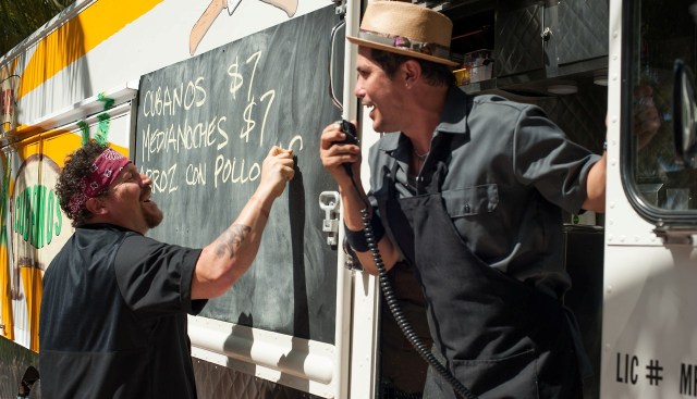 Jon Favreau and John Leguizamo in 'Chef' (Open Road Media)