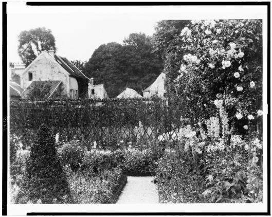 Edith Wharton's place at Pavilion Colombe, St. Brice-sous-Forêt, France -- not a bad little writing spot.