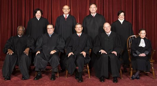 1280px-Supreme_Court_US_2010